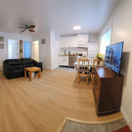 Beautiful Maple Ridge Farm Cabin Unit A Extérieur photo